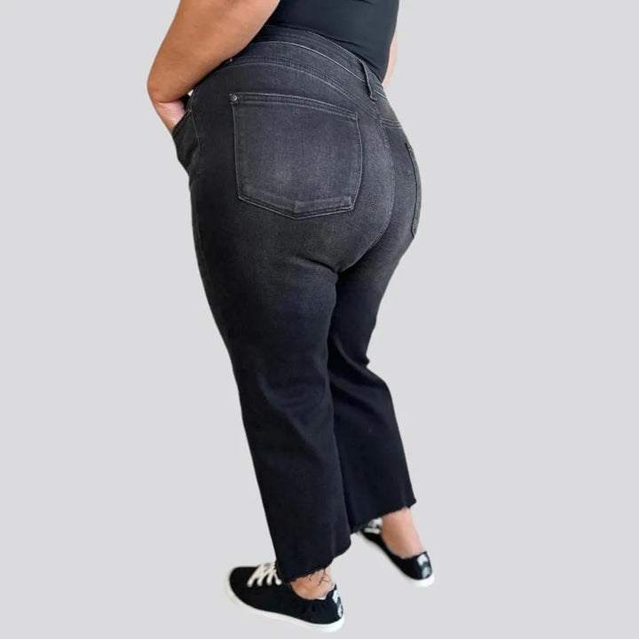 Straight sanded jeans
 for women